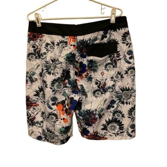 MAMBO SIZE MEDIUM BOARD SHORTS - Picture 3 of 4